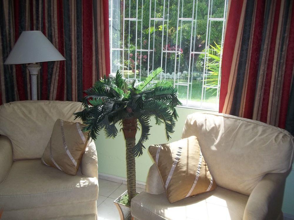 Palm Garden Barbados Hotel 3*